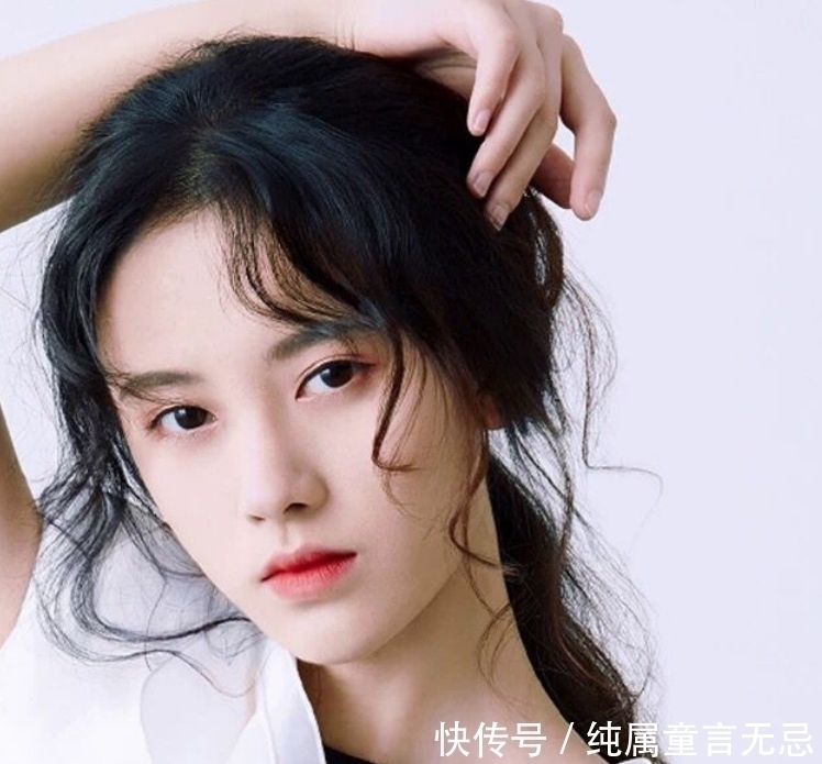 头皮|女生想要马尾扎的更加好看,避免的几种方式,显老不说还容易脱发