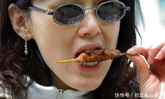 大鱼大肉|大鱼大肉并非高血脂真正“根源”,提醒:2物请趁早撤下饭桌