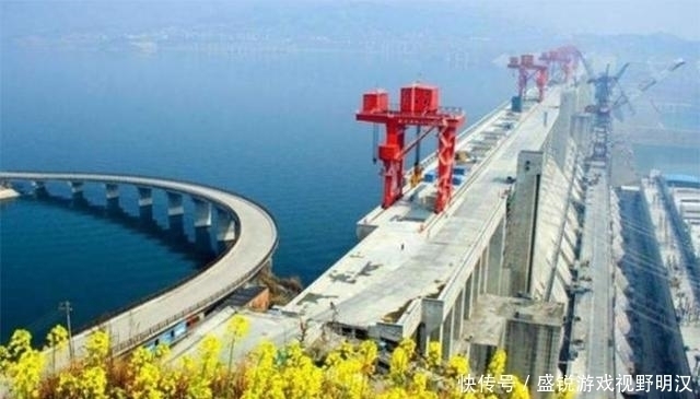 中年|当年修建三峡大坝,9位专家拒绝在同意书上签字,如今是否后悔