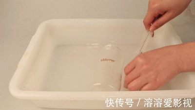 水蒸气|开水烫奶瓶,孩子得胃病:“用开水烫一下”,坑了多少娃