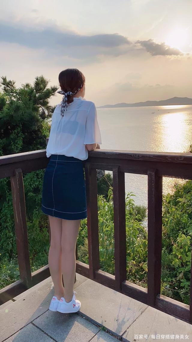 小姐姐|时尚穿搭裙装小姐姐的魅力