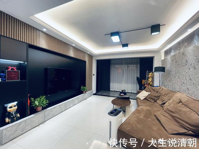 精装|这是我见过改造最个性，最有档次的精装房，入户鞋柜实用又抢眼