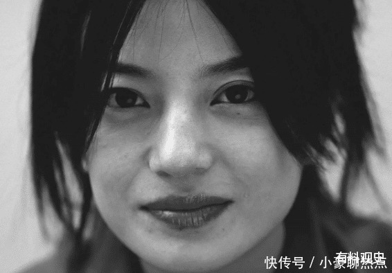 女人|长期化妆VS经常素颜，多年后，两类女人的差别有多大