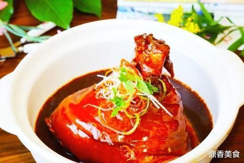 食盐|除夕夜,不管有钱没钱,餐桌上少不了这4道菜,寓意:牛气冲天