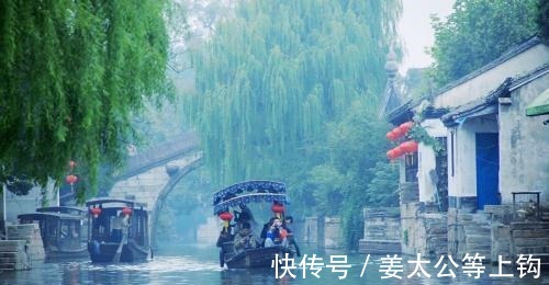 春雨&这首春雨词平淡无奇,最后一句只6字,却成了千古名句!