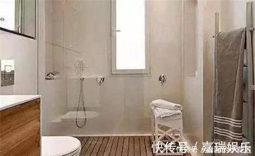 鹅卵石|越来越多人卫生间装修不贴瓷砖了,不得不夸聪明,懊悔察觉太晚了