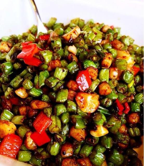 几道简单经典的家常菜,学会为家人做一顿美味的晚餐,健康实惠