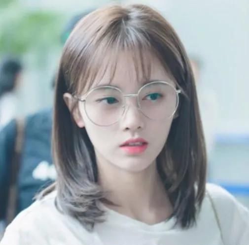 女生脸上有这3个特征，就剪掉你的长发吧！短发才能助你“逆袭”！