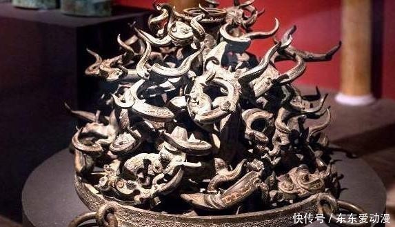 唯一|唯一无法伪造的古董,现代工艺无法复制,专家:数清多少条龙再说