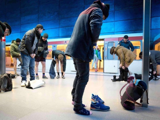 又一洋节日在中国被冷落,被批“没事找事”,网友更爱中国节日