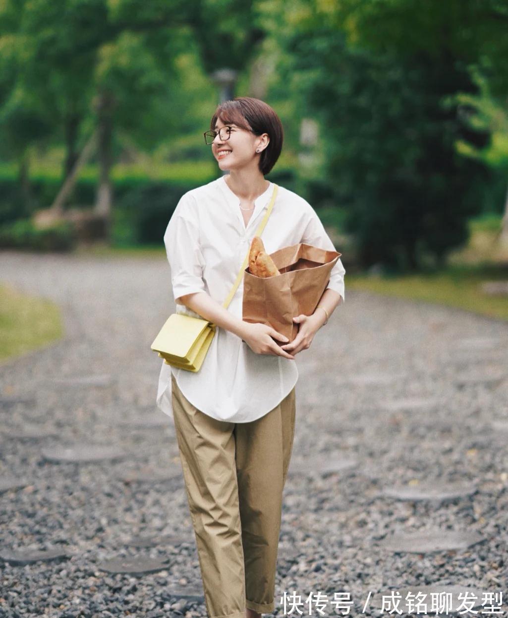 翻领|短发搭配领口最关键,按照博主的穿搭方法,让你轻松穿出天鹅颈