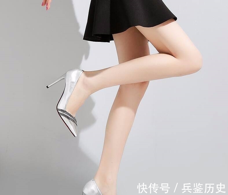 女人|女人与高跟鞋碰撞,散发女人自信与性感