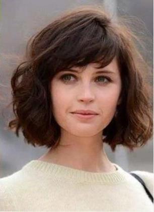 气质 女生剪短发容易没气质,尝试一下这3款发型,剪完显嫩又减龄