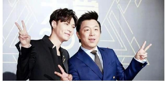 中国电影|张艺兴为黄渤庆生,《一出好戏》花絮曝光,《极限挑战》兄弟情深