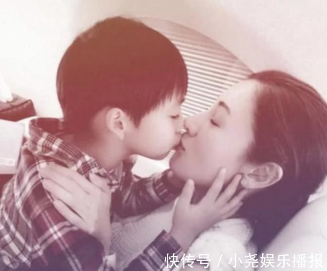 妈妈|3个女儿从小和爸爸睡,妈妈偶然拍下一组照片,决定马上分床睡