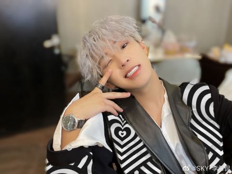 男團(tuán)|內(nèi)娛選秀男團(tuán)的C位：出道即巔峰，這3位的存在感也太低了