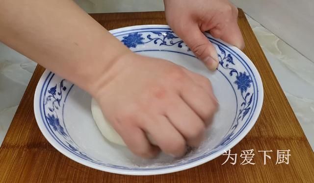 以后葱花饼别再买了,加2勺麻酱,不烫面不发面,比鸡蛋饼都好吃