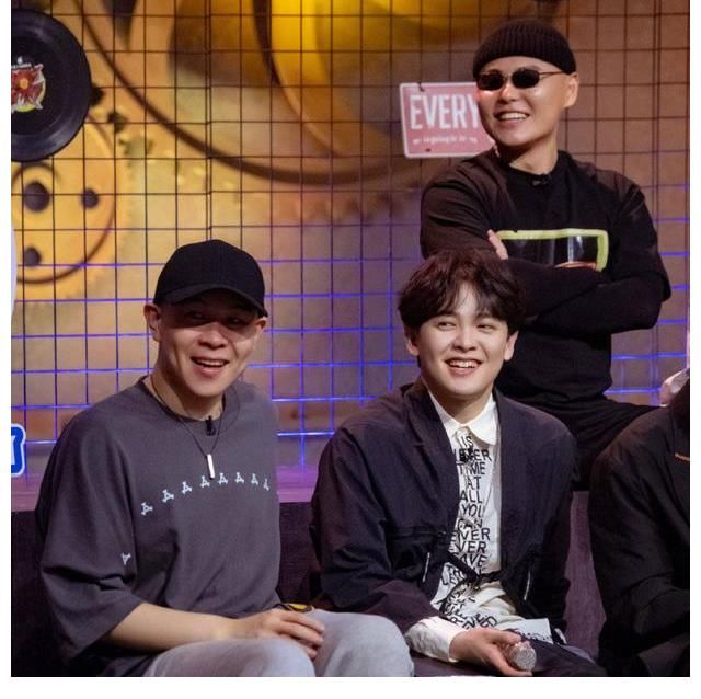 聊天记录|说唱听我的：太帅了花实力被吐槽，却闯入六强，遭Rapper点名抄袭