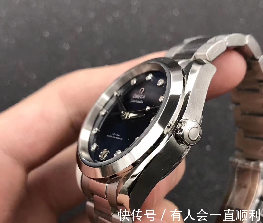 品鉴|「8800机芯」VS厂欧米茄海马150米女款复刻表品鉴!