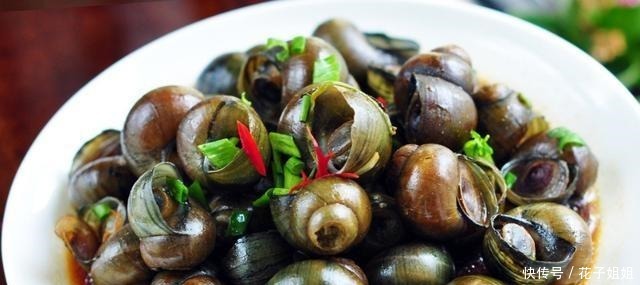 炒菜田螺要掌握这个诀窍,肉质鲜嫩,没有腥味,太好吃了