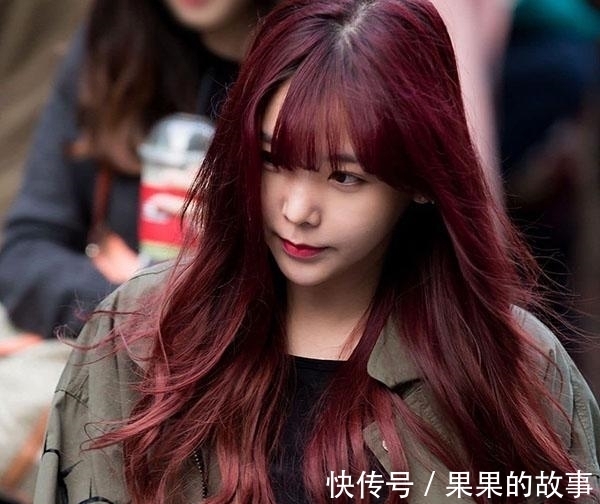 太阳红|春节发型如何搭配色彩来刷新自己?20款热门发色让你轻松做出决定