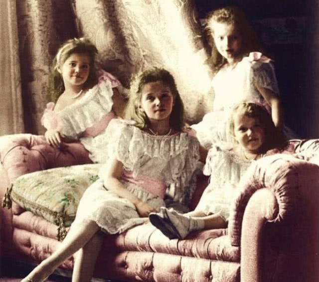 中国|沙俄占有什么地方后奠定了现代的地理版图，这地方跟中国有关