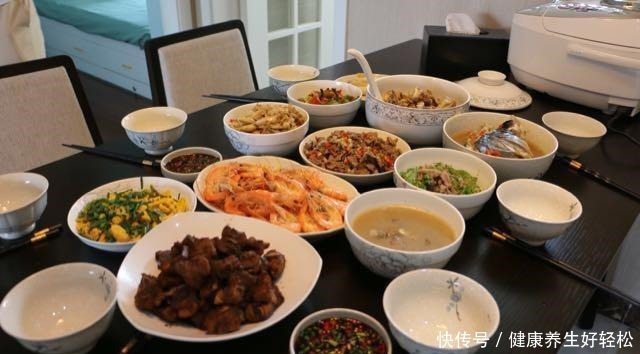 老公|为孩子，老公坚持在厨房砸了个洞，完工才知机智，太实用了！晒晒！