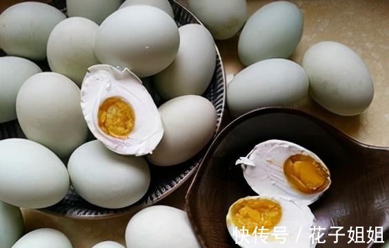 超市买鸭蛋，白壳和青壳的有差别吗超市导购员不懂别乱买！