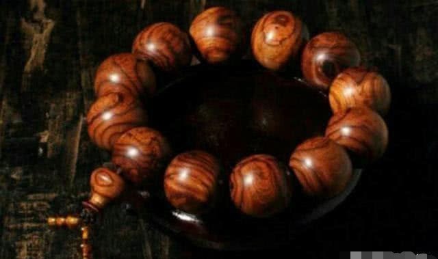 年羹尧|年羹尧临死前要把手串还给雍正是什么意思?专家说出答案,你别不信