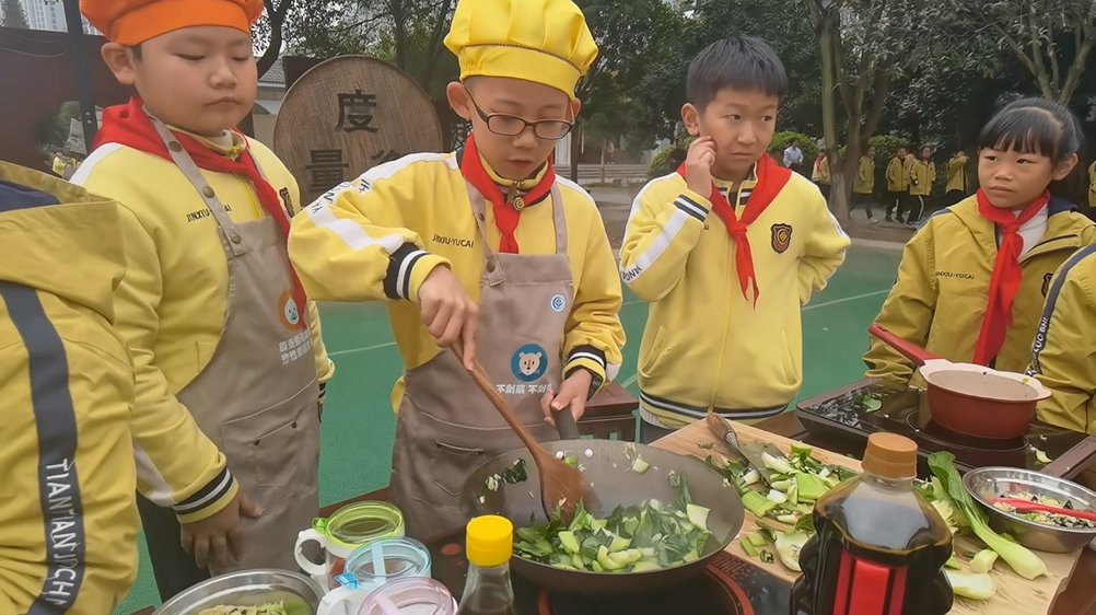 常山育才小学|【特别策划】挖番薯，做索面，磨豆浆……常山育才小学以劳动教育为“双减”加持