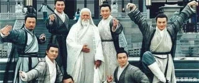 痴恋|张三丰究竟有多痴恋郭襄?武当七侠的名字中,隐藏了一切!