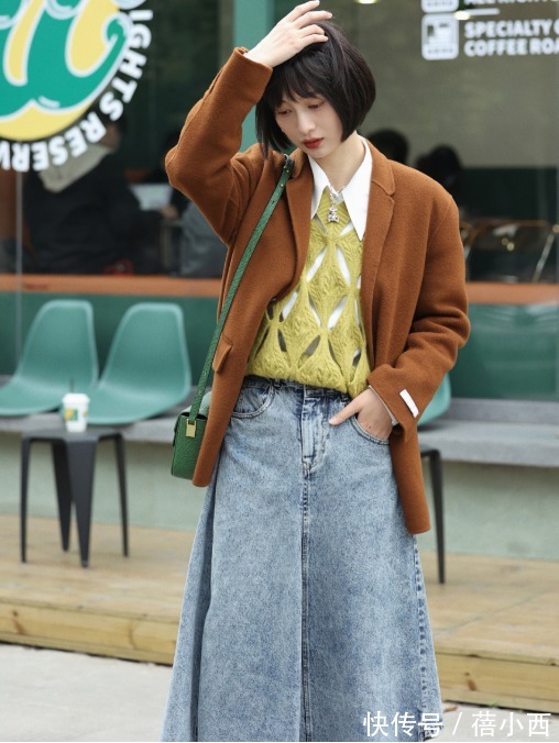 香风 为什么时髦精都爱穿“半身裙”?看看这4款洋气穿搭,你就明白了