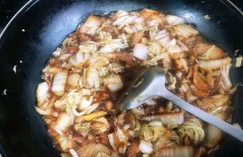  粉条|天冷了，白菜和它一起炖，营养极高，喷香下饭，一盘下肚全身暖