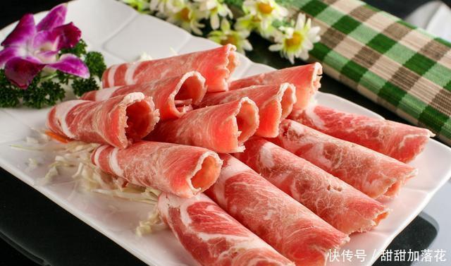 北方的火锅|同样是吃火锅,北方和南方有哪些差异你爱油碟还是芝麻酱