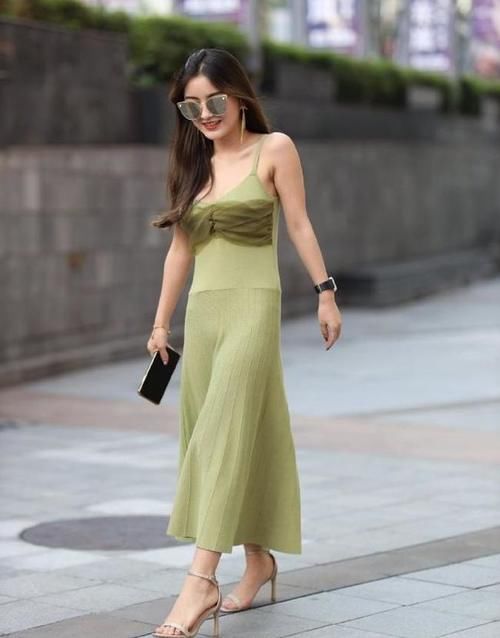 裙子 红色阔腿裤套装，气场强大，霸气十足，营造华丽的御姐风