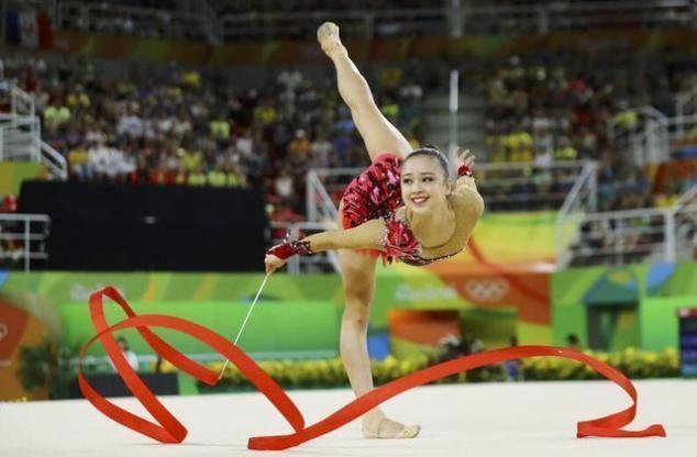 runningm体操界公认的小精灵,长相甜美动人,如今仍单身渴望爱情