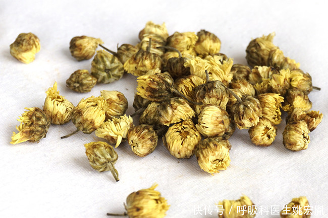 肺部病变|肺有“结节”别怕,常吃3种食物,或能助你消肺结,预防肺部病变