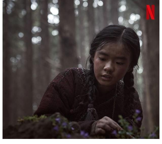 北方的阿信|《王国》外传，《北方的阿信》没有垮掉，全智贤镜头虽少依然惊艳