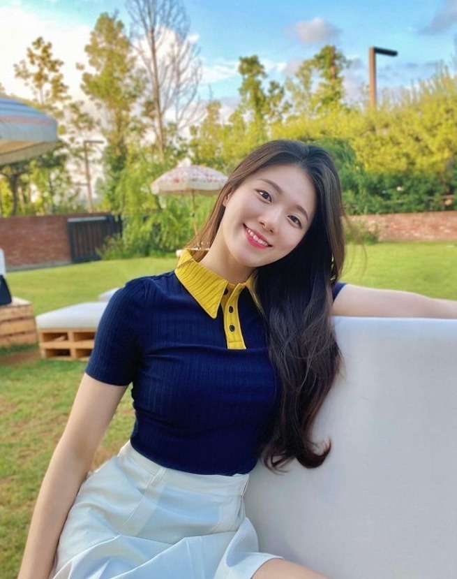 瑜伽|她是Ins上的瑜伽女神,黄金比例的身材惹人羡慕!