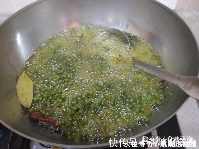 正确做法|花椒油直接用油炸不对,大厨教你正确做法,又香又麻,方法还简单