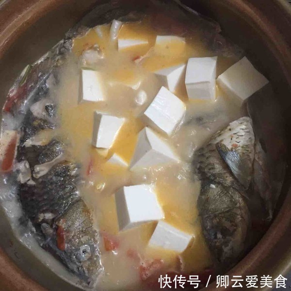  鱼肉|不管炖什么鱼，过程中千万别加“这个动作”，否则鱼肉腥，不嫩滑