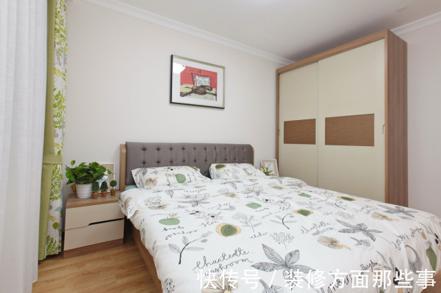 乳胶漆|75平现代风二居室,全屋用原木色回归自然,散发清新闲适的气息