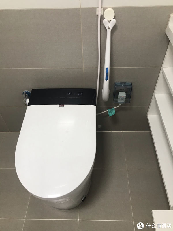 地砖|入住3年才知道,当初卫生间“坚持不穷装”有多明智!