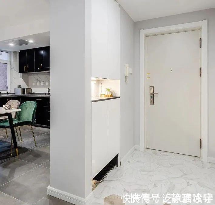 大门|户型没玄关,开门就是厅教你轻松打造玄关,别再说鞋子没处放了