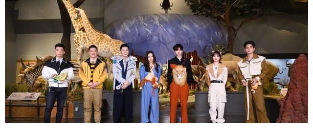 乘风破浪的姐姐|2021上半年十大综艺：《创造营》上榜392次，《奔跑吧》上榜78次