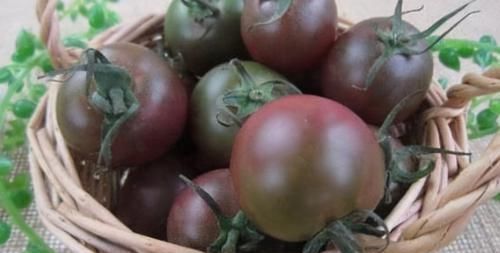 黑番茄|45岁后,血管要勤“洗澡”,3种食物频繁吃,专门清血管垃圾