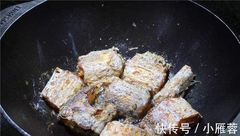 斯肯特|教您一款好吃的带鱼,十五分钟出锅,香酥可口不粘锅,一点不腥