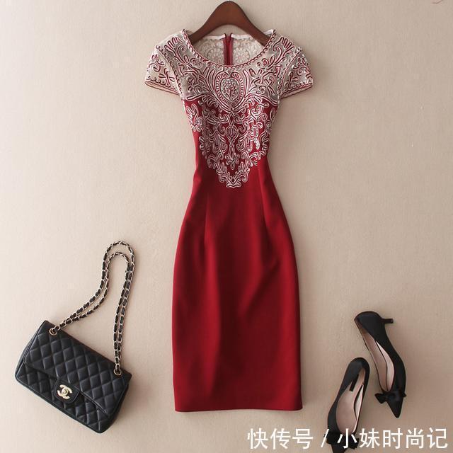 时尚|论时髦和显瘦，我只服收腰修身款裙子