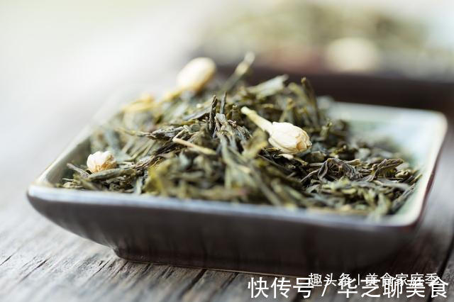 大蒜|今天才知道，保存大蒜这么简单，一年不发芽，还能做出如此美味