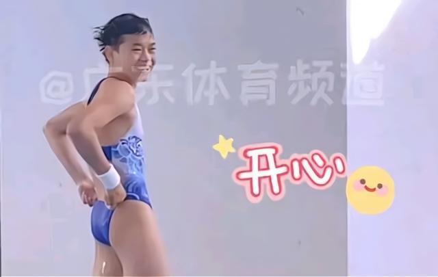全红婵|摄像机拍全红婵跳水被发现!红姐微笑面对,接下来的表现展现高情商